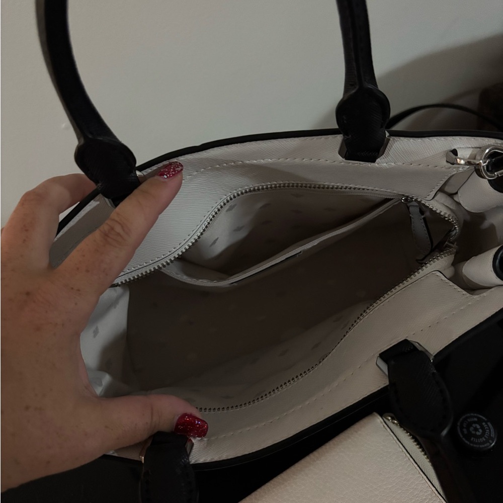 Kate Spade Black and Gray Satchel with Wallet - Picture 2 of 3